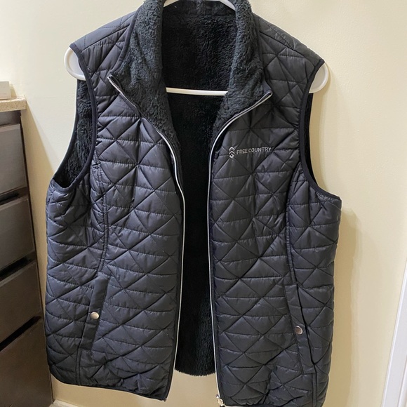Free Country Jackets & Blazers - Women’s Free Country vest